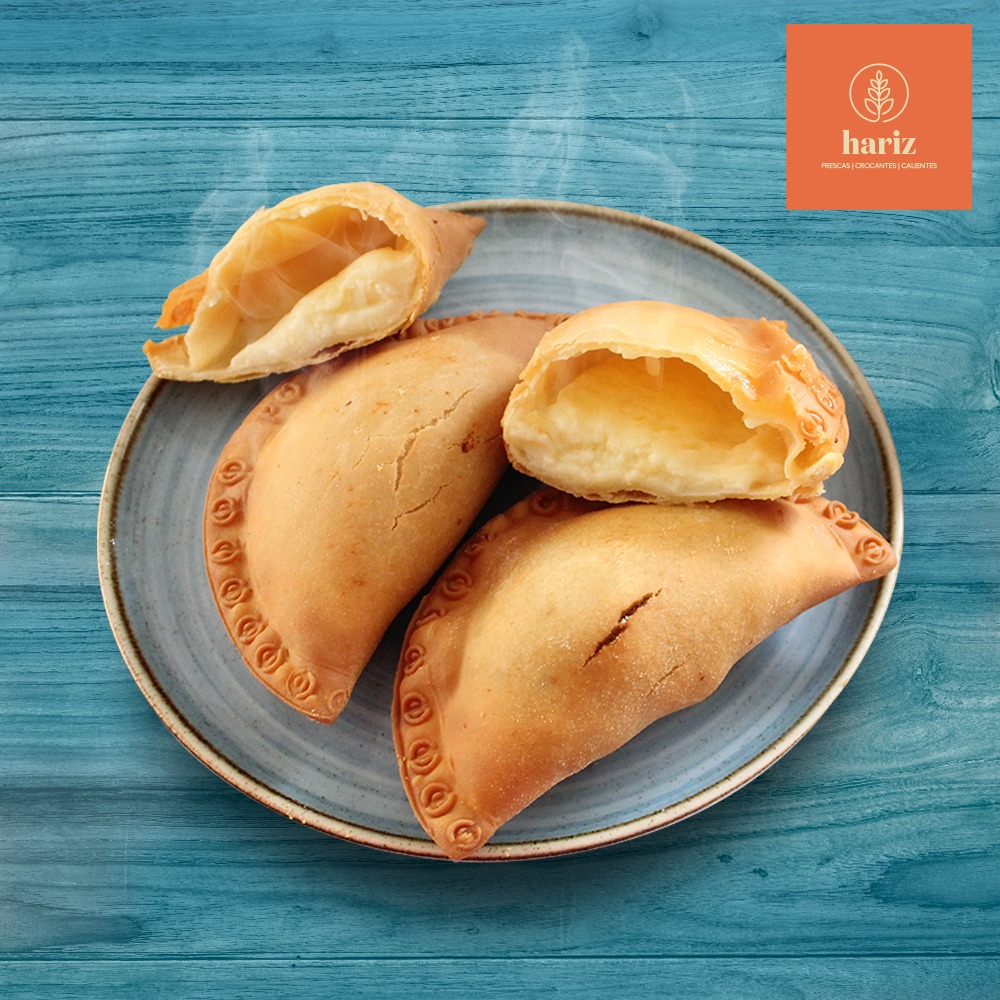 Las Hariz 6 Empanada trigo queso